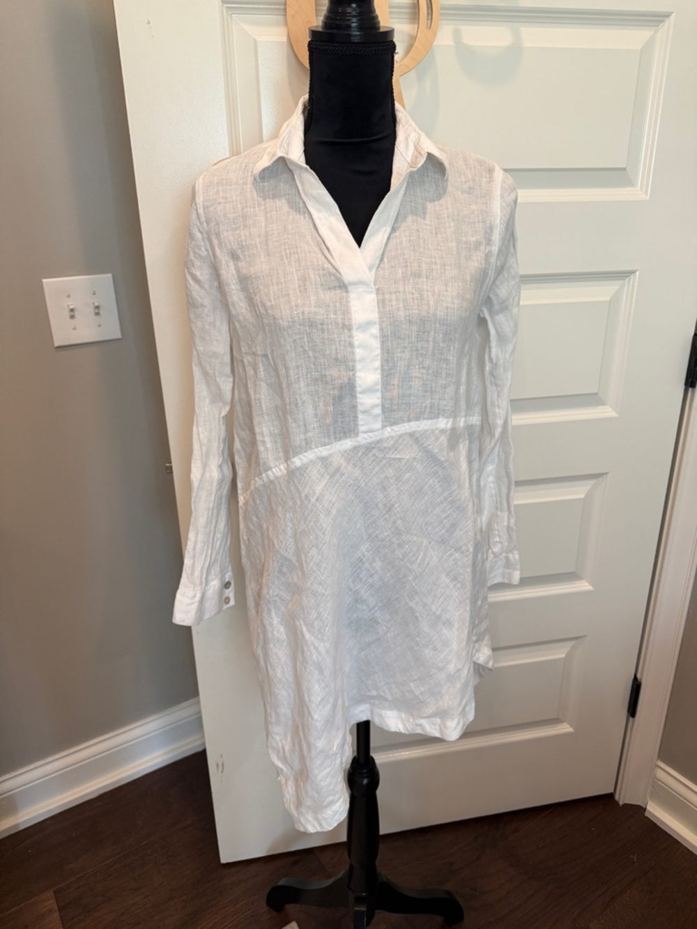 J. Jill White Linen Tunic Top